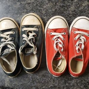 2 pairs of chucks